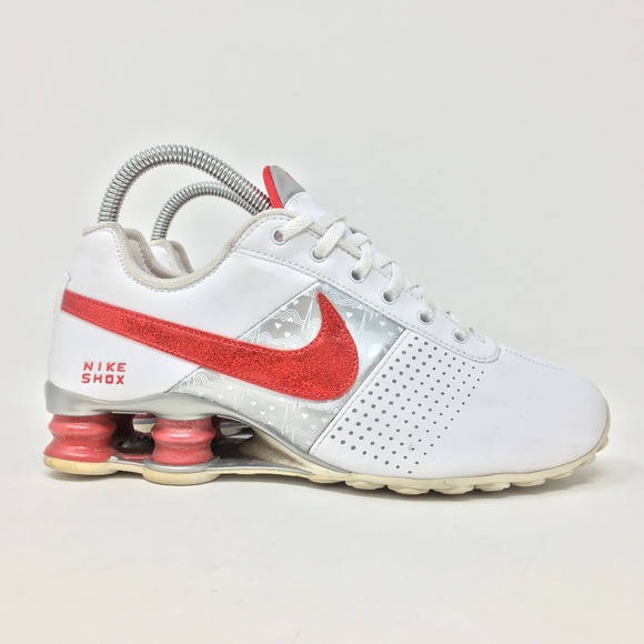 red nike shox deliver